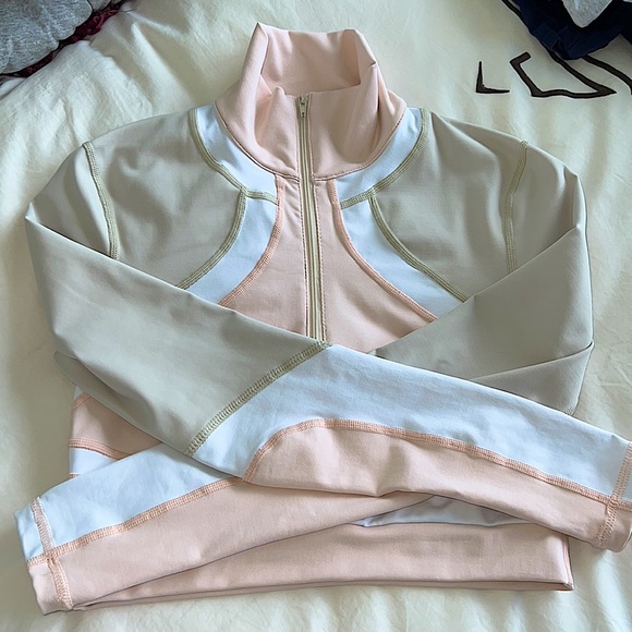 Vimmia x CB Half Zip Pullover Top in Conch - Picture 14 of 16